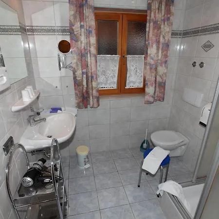 Ferienhäuser Werdenfels Mittenwald Zimmer foto