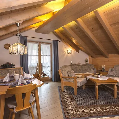 Ferienhäuser Werdenfels Mittenwald Exterior foto