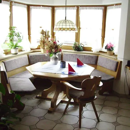 Ferienhäuser Werdenfels Mittenwald Zimmer foto