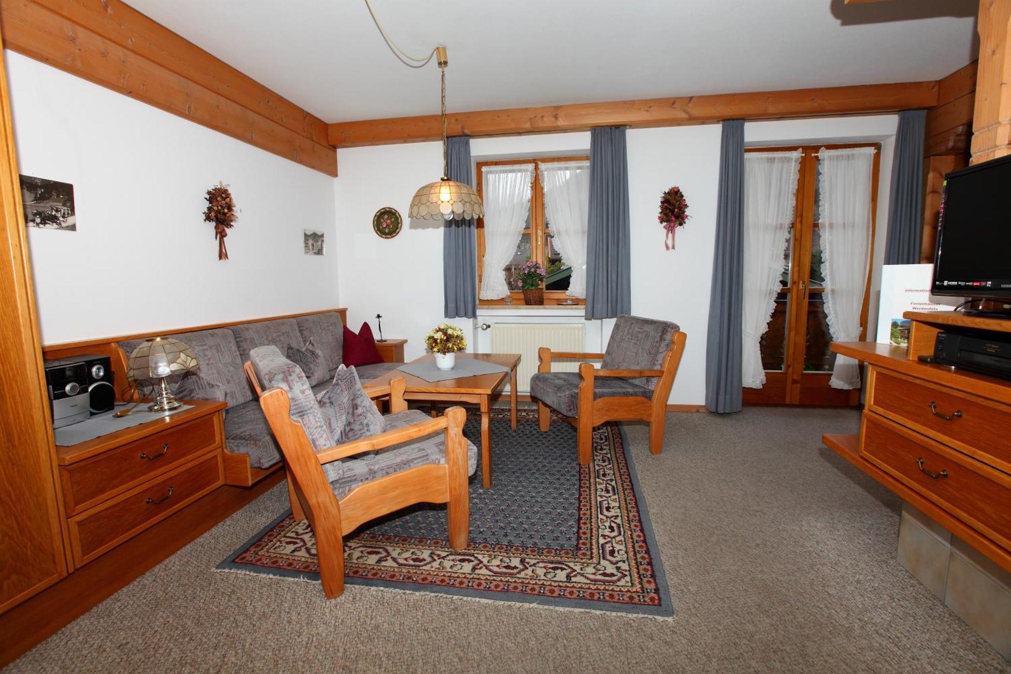 Apartment Ferienhaeuser Werdenfels